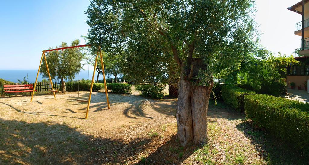 Aris Pension アギア・パラスカヴィ エクステリア 写真